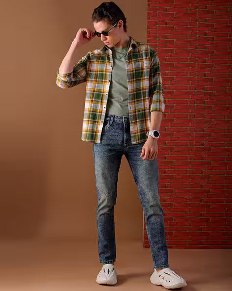 Men Acid Heavily Washed Low-Rise Slim Fit Jeans