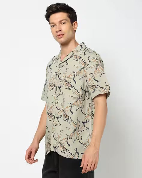 Men Graphic Print Short-Sleeves Regular Fit Shirt