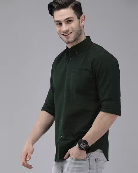 Men Solid Slim Fit Shirt