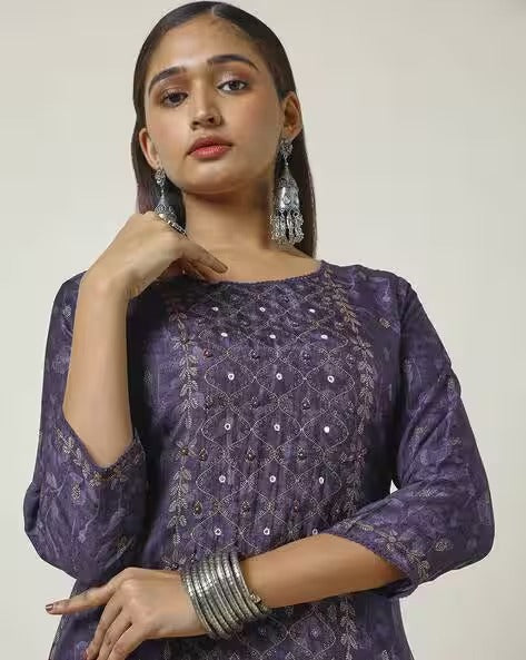 Women Round-Neck Straight Kurta