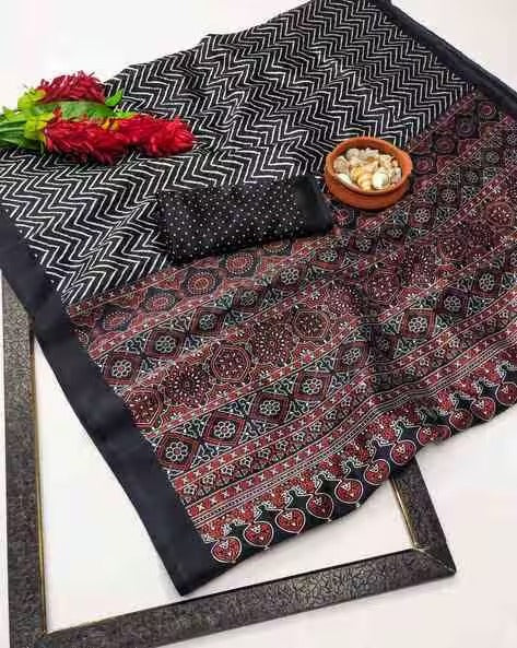 Women Printed Saree