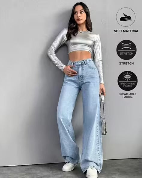 Women Lightly Washed Relaxed Jeans