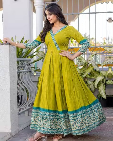 Women V-Neck Anarkali Kurta