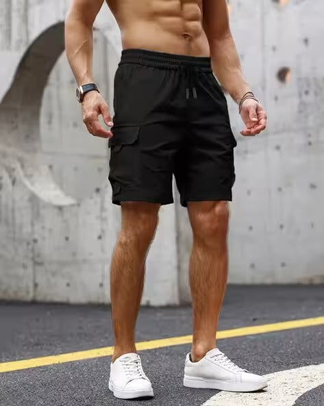 Men Regular Fit Cargo Shorts with Insert Pockets