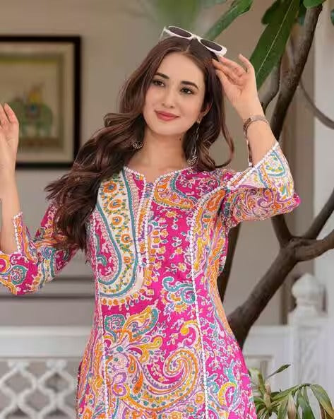 Women Paisley Print A-Line Kurta