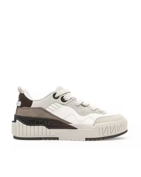 Men Round-Toe Lace-Up Sneakers